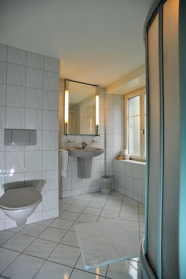 Hotel Freihof Glarus Exteriör bild